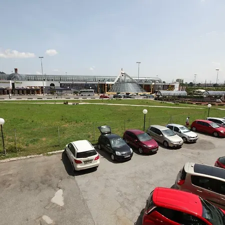 Elegant W/parking Apartment Maribor