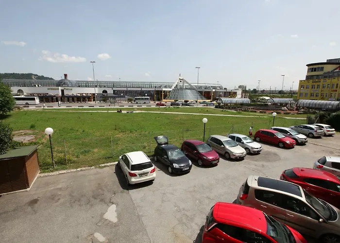 Elegant W/parking Apartman Maribor